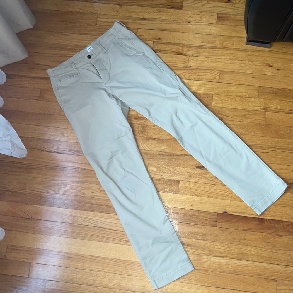 Gap khakis 30x34